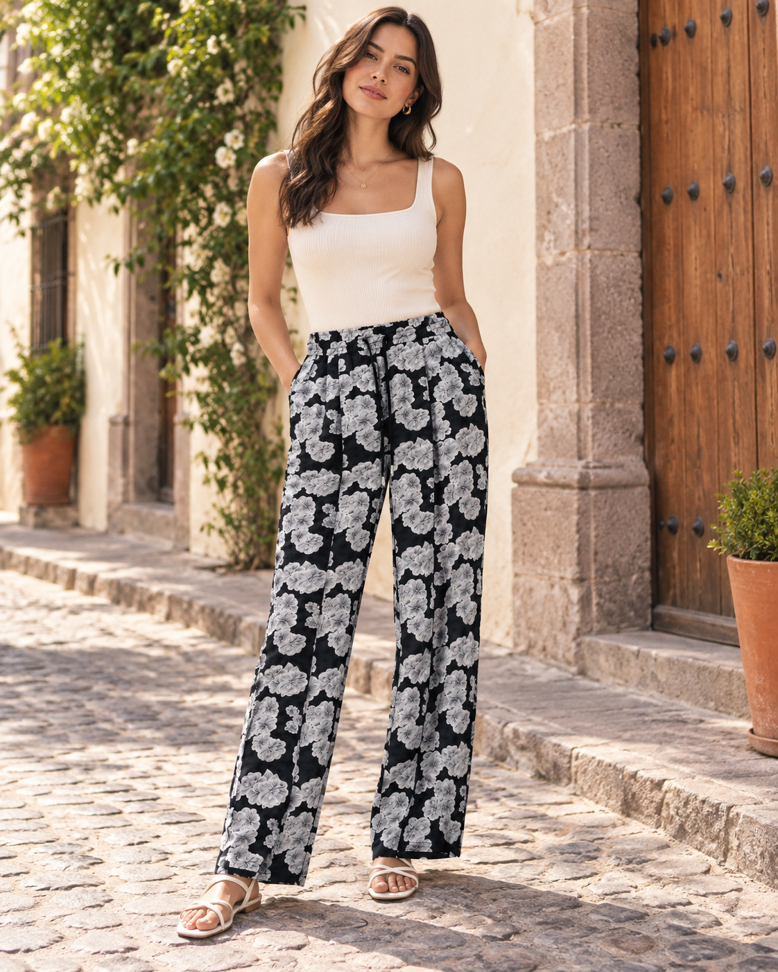 Black and white large floral casual wide-leg pants