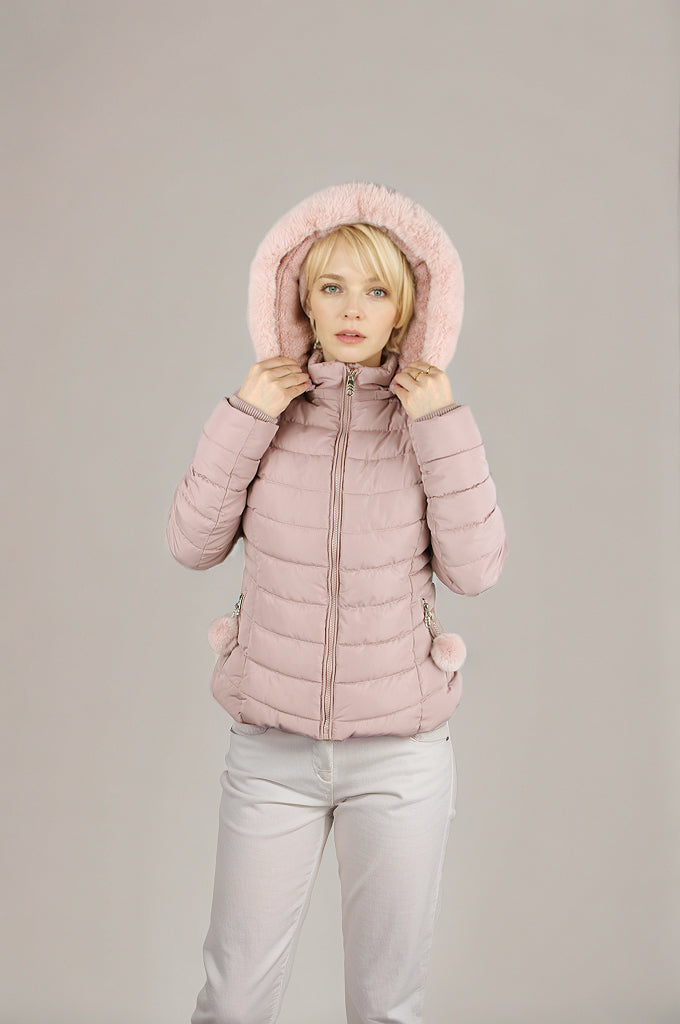 Women's short thick coat with fur ball and detachable hood