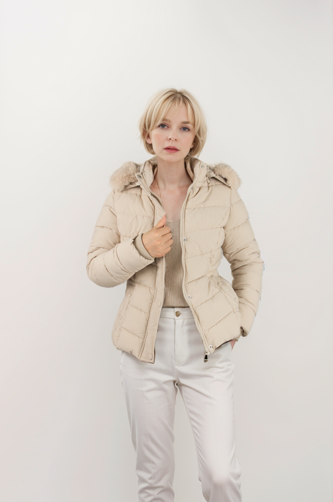 Women's pocket special press line snap button short cotton coat